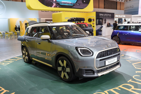Harga dan Spek Model Baru MINI Cooper dan Countryman di GIIAS 2024