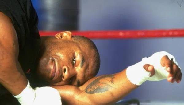 Makna 5 Tato Mike Tyson di Tubuhnya, Salah Satunya Gambar Mantan Istri