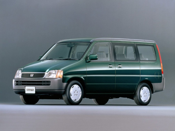 Evolusi Honda Step WGN dari Generasi Pertama 1996 hingga Terbaru di GIIAS 2024