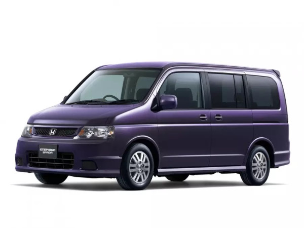 Evolusi Honda Step WGN dari Generasi Pertama 1996 hingga Terbaru di GIIAS 2024