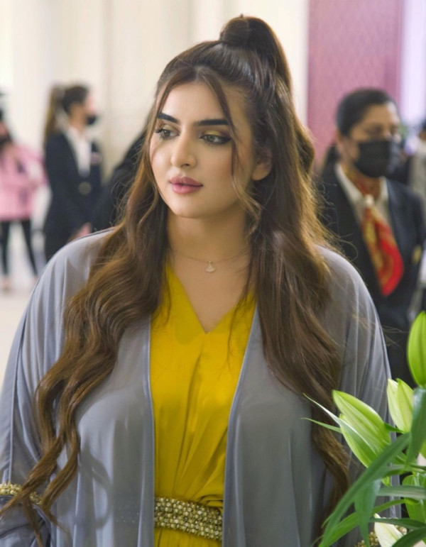 7 Potret Cantik Sheikha Mahra, Putri Dubai yang Memukau dengan Gaya Glamornya