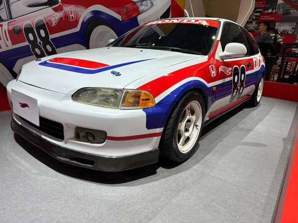 Honda dan Hot Wheels Rilis Civic EG Edisi Spesial di GIIAS 2024, Hadirkan Sensasi Balap Miniatur