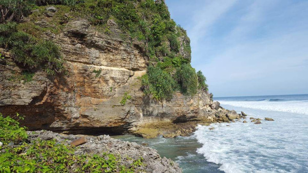 7 Pantai Eksotis di Gunungkidul yang Jarang Dijamah Banyak Orang
