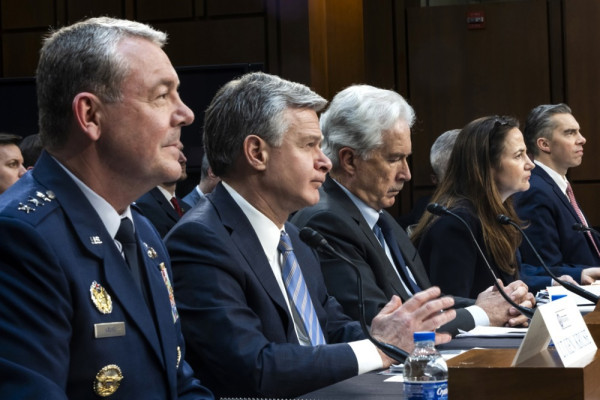 Perbedaan Secret Service, CIA dan FBI