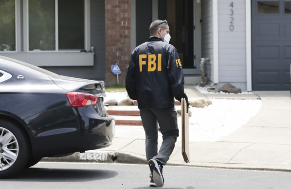 Perbedaan Secret Service, CIA dan FBI