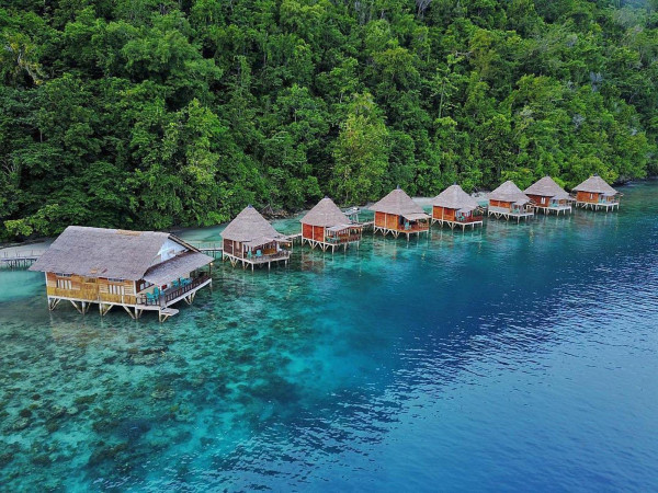 10 Pantai Terindah di Indonesia, Tak Kalah Cantik dari Maldives