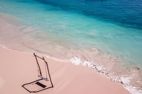 5 Pantai Pink Terindah di Dunia, Indonesia Masuk Daftar