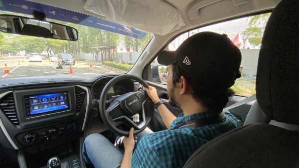Menjajal Isuzu MU-X: SUV Bongsor yang Ternyata Nyaman Dikendarai
