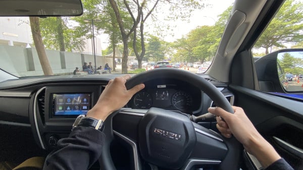 Menjajal Isuzu MU-X: SUV Bongsor yang Ternyata Nyaman Dikendarai
