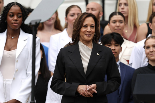 Siapa Saja Pendukung Kamila Harris Sebagai Capres Partai Demokrat?