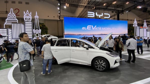 BYD M6: MPV Listrik 7-Seater yang Bikin Geger GIIAS 2024, Berapa Banyak Terjual?