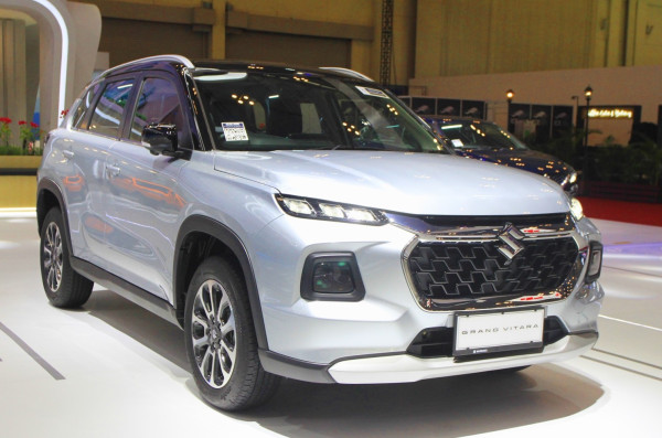 Inilah 3 Mobil Hybrid Jagoan Suzuki di GIIAS 2024
