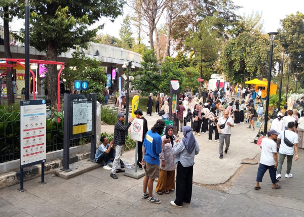 Terowongan Mal Blok M yang Sepi di Tengah Ramainya Taman Literasi