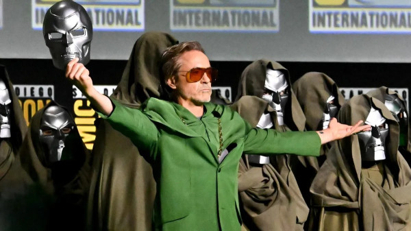 Robert Downey Jr. Jadi Villain Doctor Doom di Avengers: Doomsday