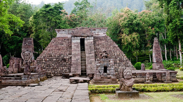 7 Rekomendasi Tempat Wisata di Tawangmangu Solo, Surga Kecil Lereng Gunung Lawu