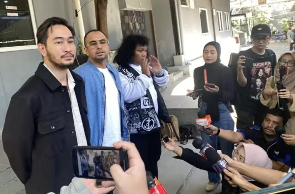 Deretan Artis yang Berpeluang Tarung di Pilkada 2024
