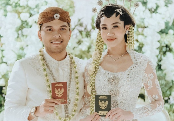 7 Artis yang Menikah Bulan Juli 2024, Aaliyah Massaid hingga Susah Sameh