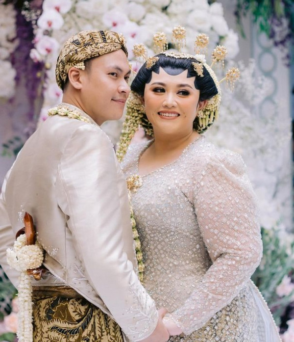 7 Artis yang Menikah Bulan Juli 2024, Aaliyah Massaid hingga Susah Sameh