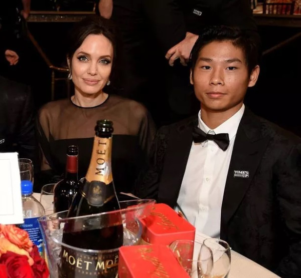 Pax Anak Angelina Jolie dan Brad Pitt Kecelakaan Motor hingga Dilarikan ke RS