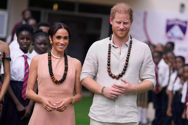Alasan Mengejutkan Pangeran Harry dan Meghan Markle Batal Kembali ke Inggris