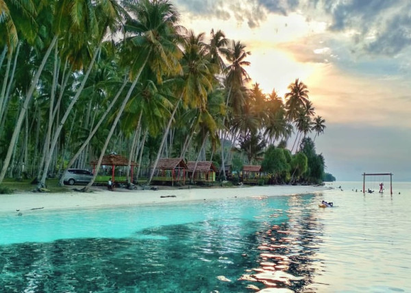 6 Pantai Tersembunyi di Indonesia, Nomor 3 Berjarak 1 Jam dari IKN