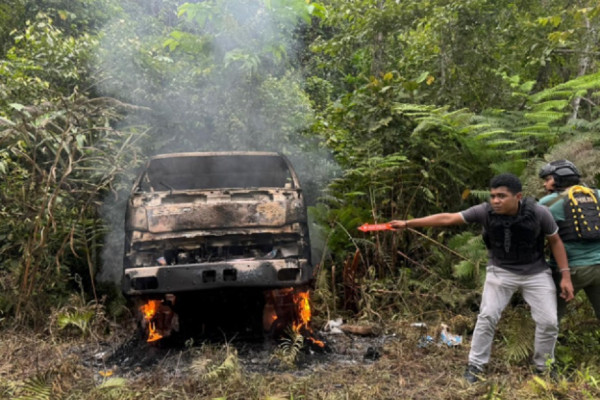 Kekejaman Anggota OPM Bantai Warga dan Bakar Truk di Yahukimo