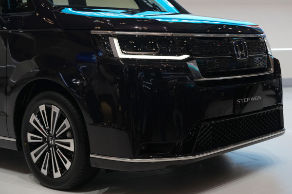 8 Alasan Konsumen Penasaran dengan Honda StepWGN, MPV Boxy Hybrid yang Irit BBM