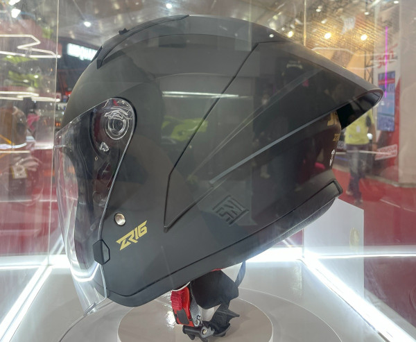 Perbedaan Helm Motocross Ringan JPX Fox 3 dan Helm Couple Keluarga Biker JPR ZR Series Lansiran JPX Helmet