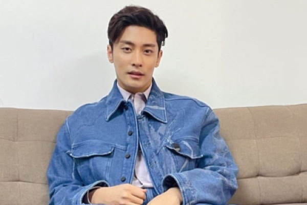 12 Aktor Korea yang seumuran dengan Uhm Tae-goo, Ada Son Suk-Ku dan Lee Jae-wook