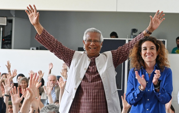 Siapakah Muhammad Yunus? Pemimpin Pemerintahan Sementara Bangladesh yang Pernah Mendapatkan Nobel