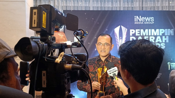 Percepat Pembangunan Infrastruktur, Gubernur Sumsel Raih Pemimpin Daerah Awards 2024