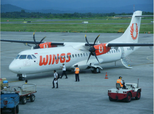 Ini Perbedaan Spek dan Harga Pesawat Turboprop ATR 72 dan ATR 42