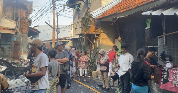 Tangis Warga Korban Kebakaran di Manggarai, Rumah dan Isinya Ludes