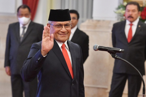 Deretan Komjen Polisi Bergelar Doktor, Nomor 2 Jenderal Pemburu Teroris