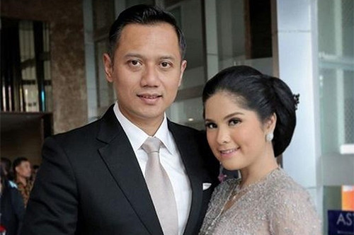 7 Artis Indonesia yang Menikah dengan Politisi, Nomor 4 Baru Dilangsungkan