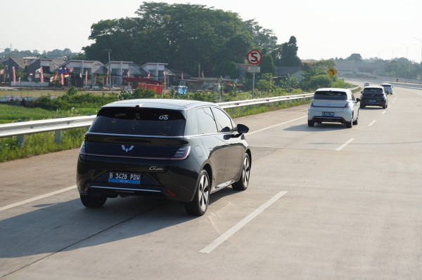 Review Wuling Cloud EV: Awan Menggemaskan dengan Sejuta Pesona, Tapi...