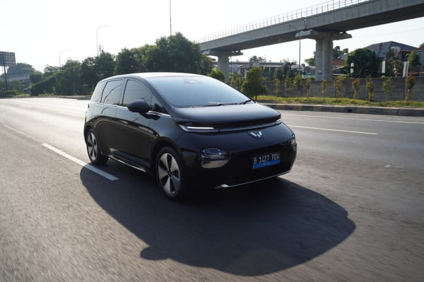 Review Wuling Cloud EV: Awan Menggemaskan dengan Sejuta Pesona, Tapi...