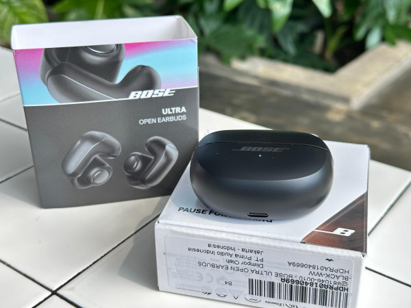 Review Bose Ultra Open Earbuds: Earbuds Terbuka yang Bikin Geleng-Geleng Kepala