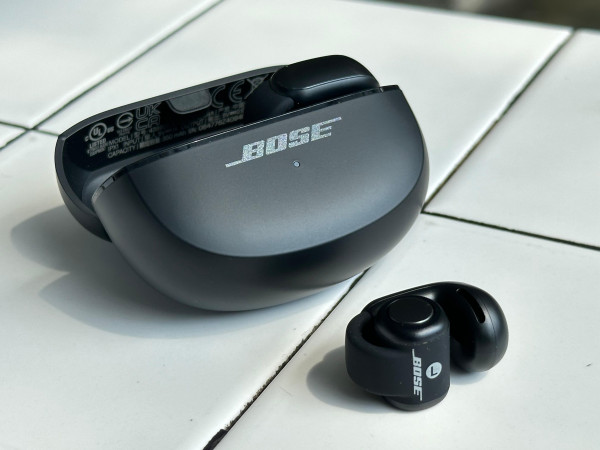 Review Bose Ultra Open Earbuds: Earbuds Terbuka yang Bikin Geleng-Geleng Kepala