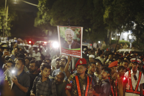 Apakah Peraih Nobel Perdamaian Bisa Membawa Bangladesh Keluar dari Zona Kegelapan?