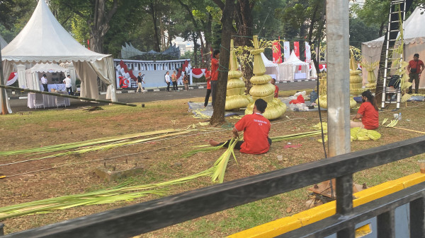 Melihat Persiapan Upacara HUT ke-79 RI di IKN dan Istana Merdeka Jakarta