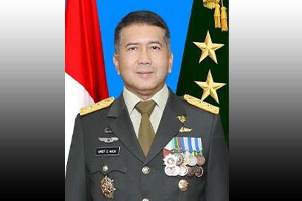Daftar Pejabat di Markas Besar TNI AD, Nomor 3 Peraih Adhi Makayasa Akmil 1992