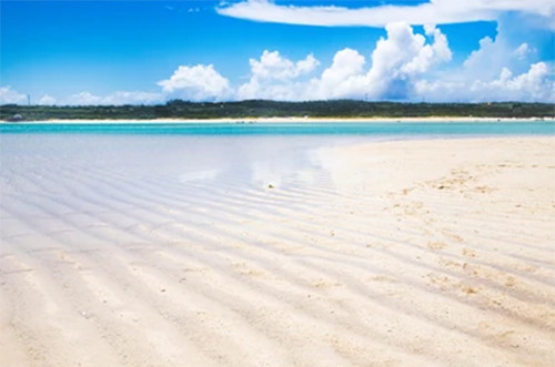 5 Pantai Pasir Putih Terbaik di Jepang, Nomor 4 Cocok Didatangi saat Bulan Madu