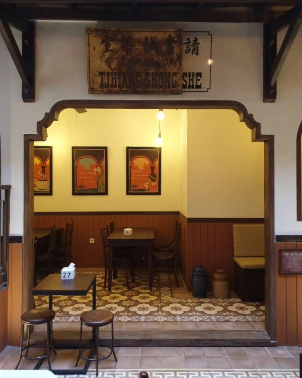 7 Tempat Makan Legendaris yang Ada sebelum Indonesia Merdeka
