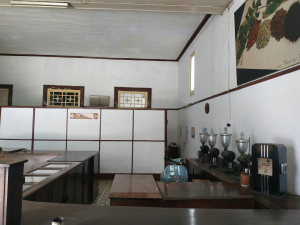 5 Kedai Kopi Legendaris di Bandung yang Penuh Sejarah, Nomor 3 Nyaris 100 Tahun