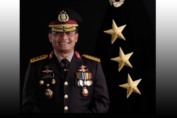 5 Komjen Polisi Senior Berpeluang Masuk Bursa Kapolri, Nomor 2 Lulusan Non Akpol