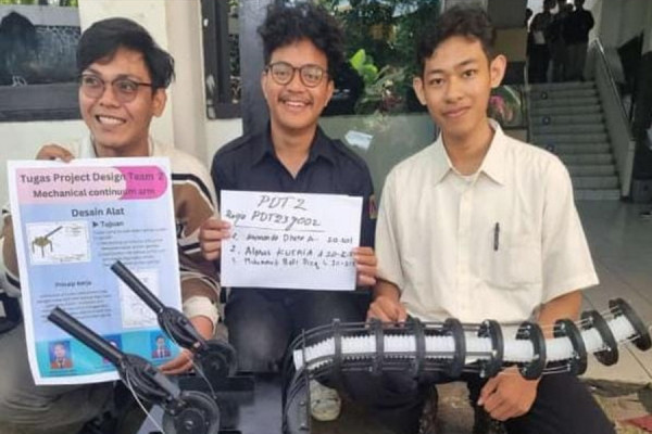 Canggih! Mahasiswa Indonesia Ciptakan Robot Pencari Korban Gempa