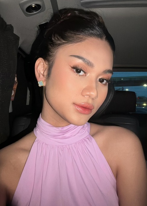 3 Gaya Cantik Azizah Salsha, Awas Salfok!