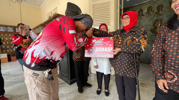 Intip Cara Seru Bikers Honda PCX Rayakan HUT ke-79 RI