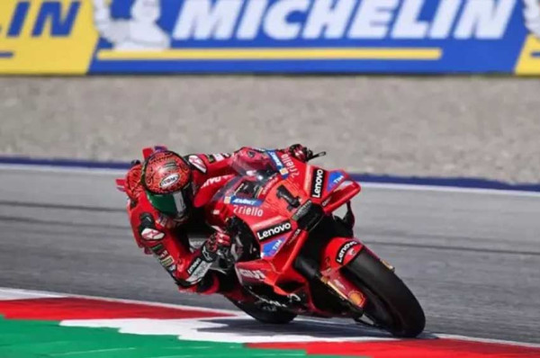 Francesco Bagnaia Dianggap Terlalu Manis Jadi Ikon MotoGP, Karismanya Tak seperti Valentino Rossi